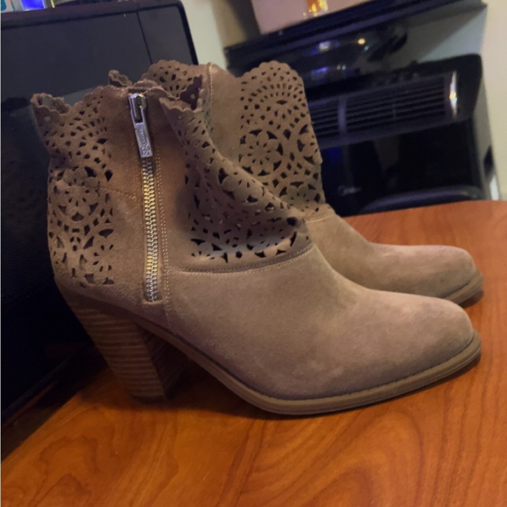 Spring/Summer heel boots